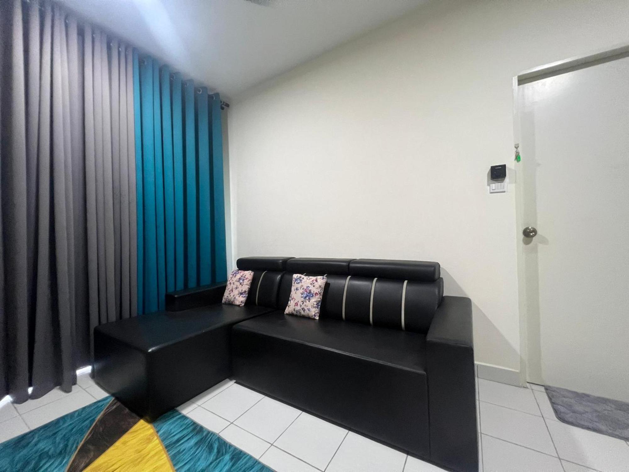 Aaron Marudu Apartment